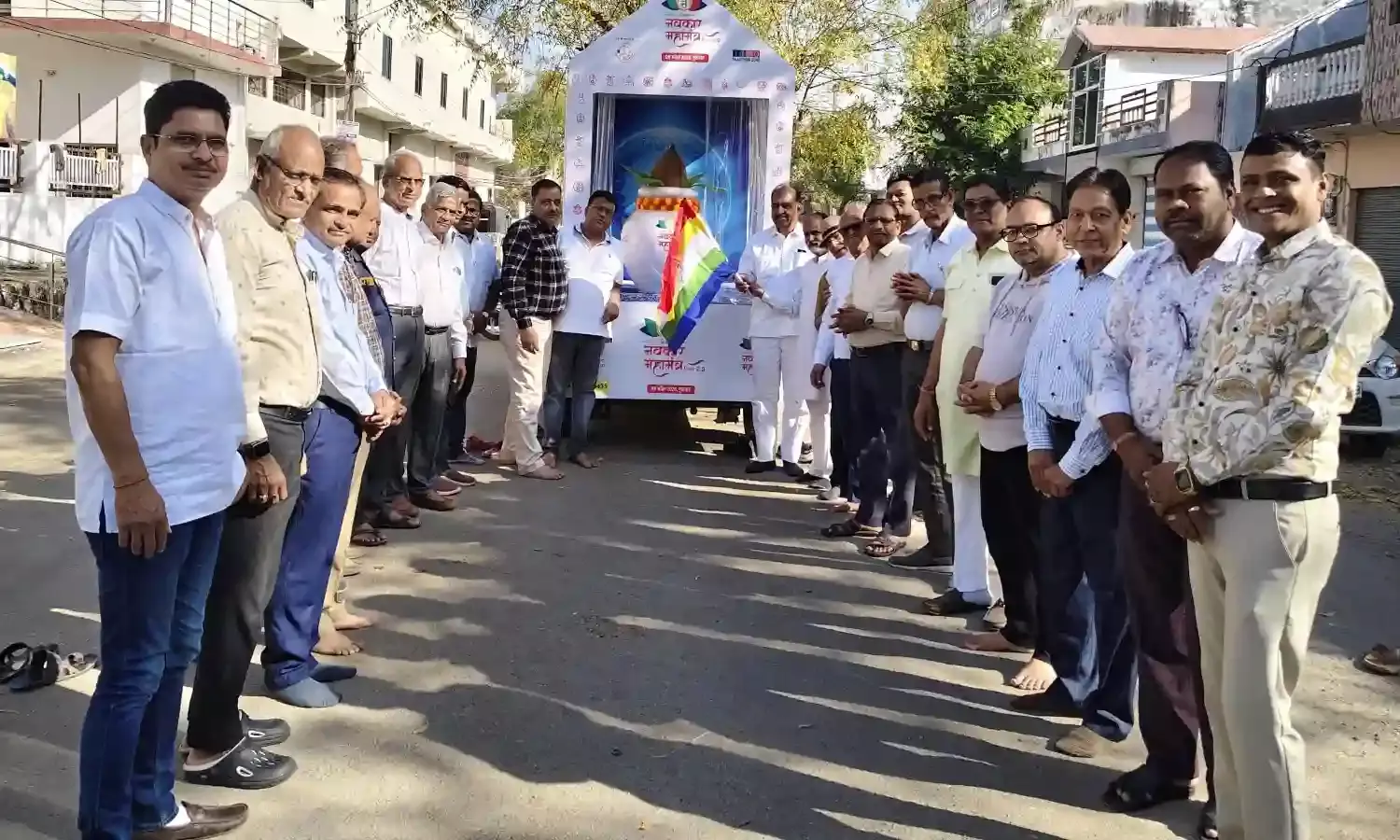विश्व नवकार महामंत्र दिवस-2.0 के प्रचार रथ का जैन समाज ने किया स्वागत