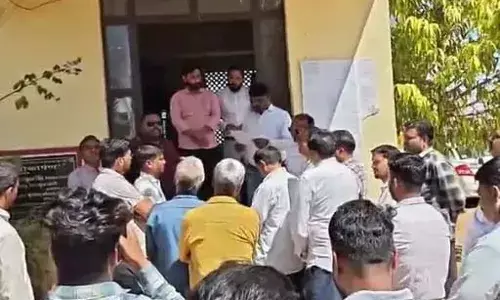 दिल्ली में युवक की हत्या के विरोध में बिजौलिया खटीक समाज का प्रदर्शन, एसडीएम को सौंपा ज्ञापन