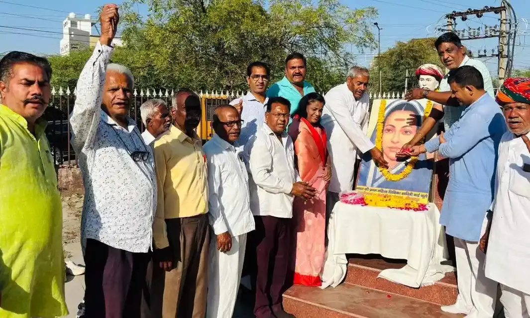 सावित्री बाई फूले का महिला शिक्षा के क्षेत्र में योगदान सराहनीय: माली