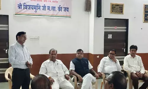 निम्बाहेड़ा में जैन दिवाकर युवा सम्मेलन को लेकर गुरु भक्तों की बैठक आयोजित