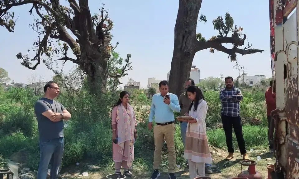 अवैध रिफिलिंग पर कार्यवाही, 6 सिलेण्डर जब्त