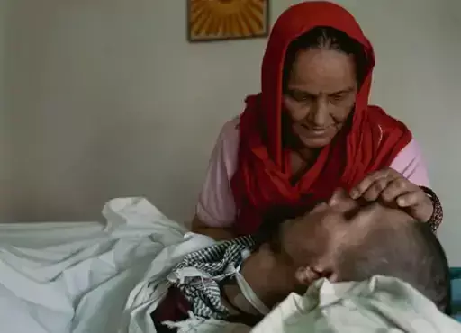 सुप्रीम कोर्ट का ऐतिहासिक निर्णय: 13 साल से कोमा में युवक को पैसिव यूथेनेशिया की अनुमति सुप्रीम कोर्ट का ऐतिहासिक निर्णय: 13 साल से कोमा में युवक को पैसिव यूथेनेशिया की अनुमति