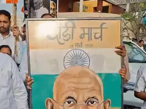 देश में अघोषित इमरजेंसी, अब जन आंदोलन की जरूरत: दांडी मार्च की वर्षगांठ पर बरसे  -गहलोत