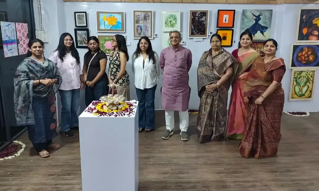 डब्ल्यू-26 विजुअल आर्ट एक्जीबिशन’ का हुआ समापन