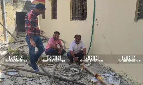 शास्त्री नगर में चोरों का आतंक: पार्कों, सामुदायिक भवन और स्कूल को बनाया निशाना, उखाड़ ले गए मोटरों के वायर