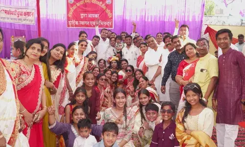 माहेश्वरी युवा संगठन का फाग उत्सव, भजन सम्राट सुनील गंधर्व ने बांधा समां