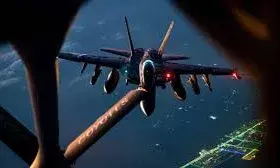 इराक में अमेरिकी वायुसेना का KC-135 टैंकर विमान क्रैश: तकनीकी खराबी या हमला? जानें पूरा घटनाक्रम