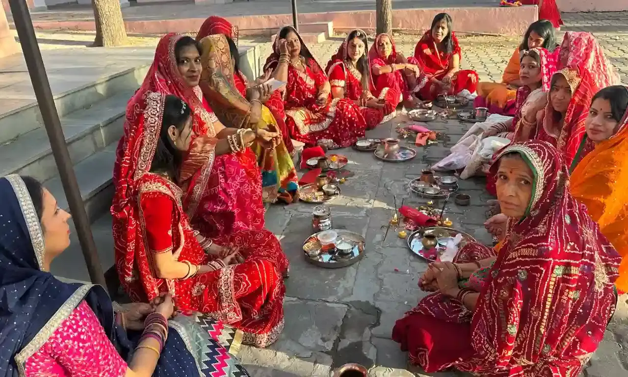 राम धाम में महिलाओं ने की दशा माता की पूजा, मांगी सुख समृद्धि एवं खुशहाली