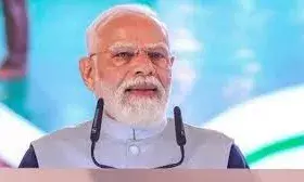 प्रधानमंत्री मोदी का असम दौरा: खराब मौसम से बदला कार्यक्रम, 47,600 करोड़ की सौगातें अब वर्चुअली प्रधानमंत्री मोदी का असम दौरा: खराब मौसम से बदला कार्यक्रम, 47,600 करोड़ की सौगातें अब वर्चुअली