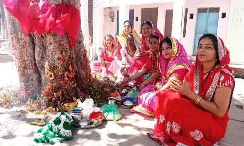 लाडपुरा में श्रद्धा से मनाया गया दशा माता का पर्व, महिलाओं ने किया व्रत-पूजन लाडपुरा में श्रद्धा से मनाया गया दशा माता का पर्व, महिलाओं ने किया व्रत-पूजन