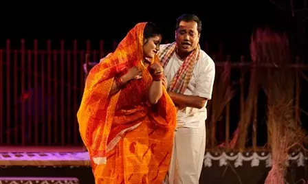 भीलवाड़ा में बिखरे बाबूजी नाटक के रंग: राष्ट्रीय नाट्य विद्यालय रंगमंडल की प्रस्तुति ने मोहा दर्शकों का मन