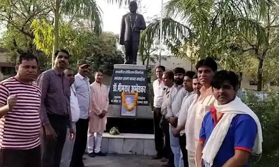 बहुजन नायक मान्यवर कांशीराम का 92वां जन्मदिवस धूमधाम से मनाया