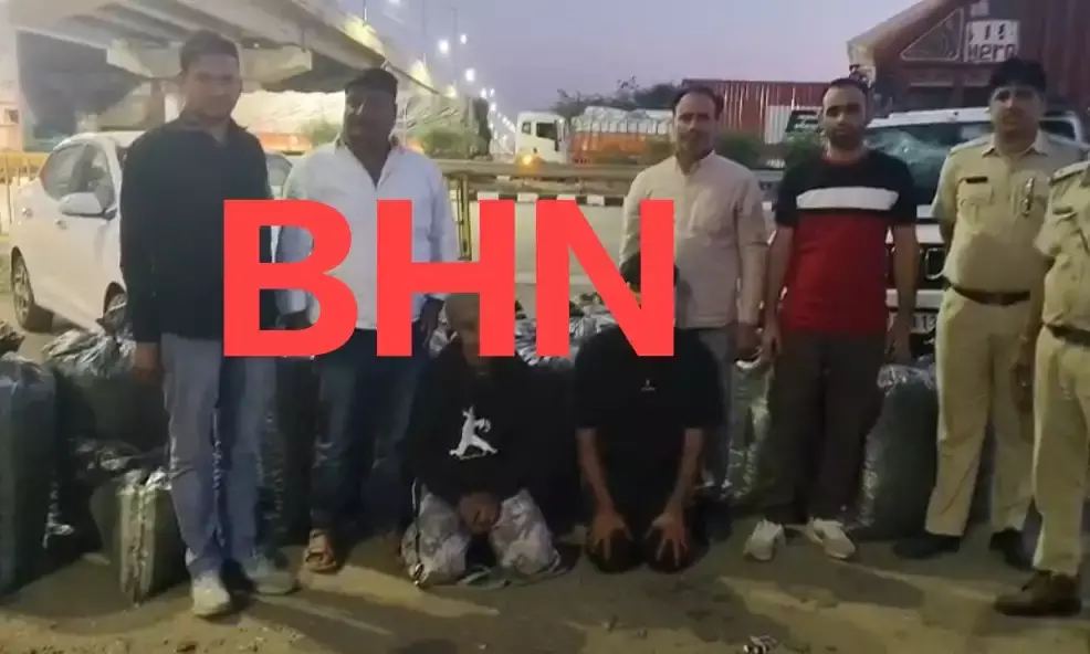 हाईवे पर जाल बिछाकर दो कारों से 414 किलो डोडा-पोस्त जब्त, पंजाब के दो तस्कर दबोचे हाईवे पर जाल बिछाकर दो कारों से 414 किलो डोडा-पोस्त जब्त, पंजाब के दो तस्कर दबोचे