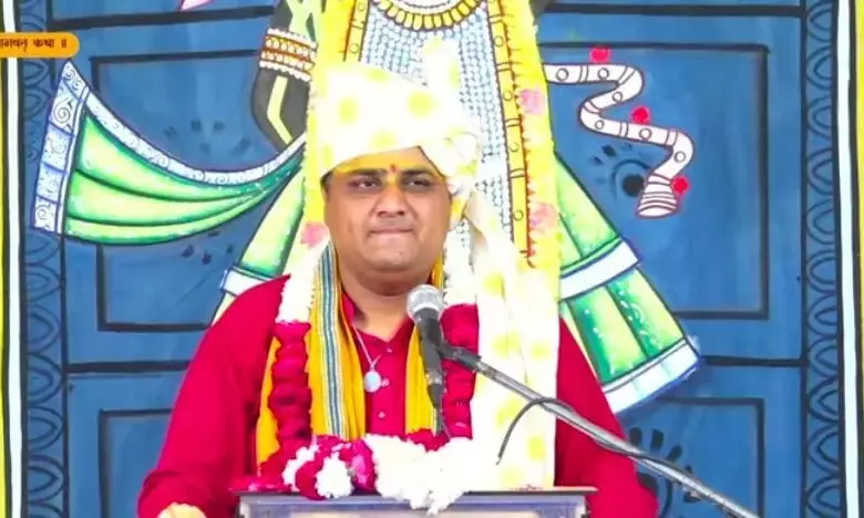 इंसान की यह जिंदगी आनी जानी है। बन बन के बिगड़ना ही जीवन की कहानी है इंसान की यह जिंदगी आनी जानी है। बन बन के बिगड़ना ही जीवन की कहानी है