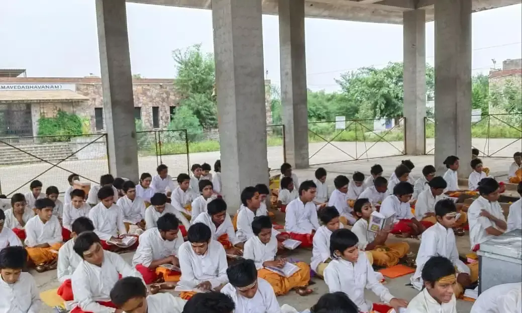 श्रीकल्लाजी वेद विद्यालय में प्रवेश हेतु आवेदन आज से आमंत्रित