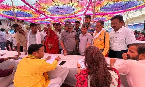 शाहपुरा: कृषि मंडी की बदहाली पर विधायक को सौंपा ज्ञापन, व्यापारियों और किसानों की समस्याओं को लेकर उठाई आवाज शाहपुरा: कृषि मंडी की बदहाली पर विधायक को सौंपा ज्ञापन, व्यापारियों और किसानों की समस्याओं को लेकर उठाई आवाज