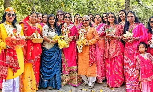 महिलाओं द्वारा गणगौर बिंदोला व सवारी में झलकी परंपरा और उल्लास; गीतों से गूंजी गलियां