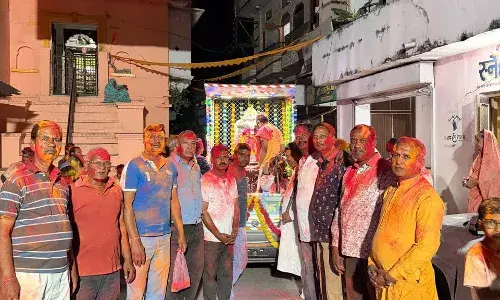 हमीरगढ़ मांहेश्वरी समाज द्वारा बड़े मंदिर का फूलडोल बड़े धूमधाम से मनाया हमीरगढ़ मांहेश्वरी समाज द्वारा बड़े मंदिर का फूलडोल बड़े धूमधाम से मनाया