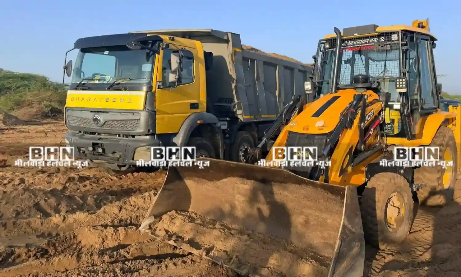 कोटड़ी: अवैध बजरी पर पुलिस की बड़ी कार्रवाई, JCB और डंपर जब्त