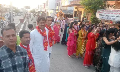 चेटीचंड पर्व पर शोभायात्रा में झूमे सिंधी समाज के लोग*