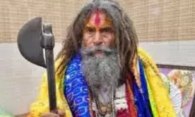 गौरक्षक फरसा वाले बाबा की हत्या से भारी बवाल, हाईवे जाम और पथराव गौरक्षक फरसा वाले बाबा की हत्या से भारी बवाल, हाईवे जाम और पथराव