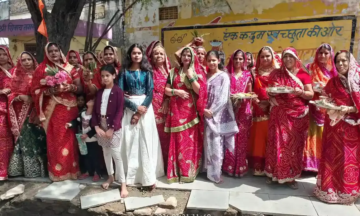 अखंड सुहाग और मनपसंद वर एवं सौभाग्य व परिवार में सुख समृद्धि व खुशहाली की कामनाएं की