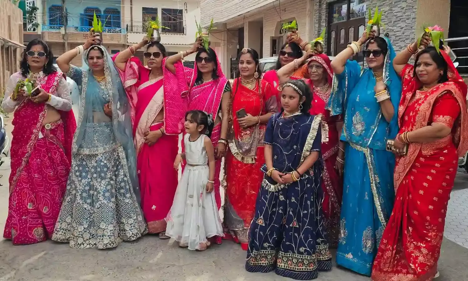 शास्त्री नगर में गणगौर महोत्सव की छटा: महिला मंडल ने पारंपरिक पूजा से संजोई सांस्कृतिक विरासत शास्त्री नगर में गणगौर महोत्सव की छटा: महिला मंडल ने पारंपरिक पूजा से संजोई सांस्कृतिक विरासत