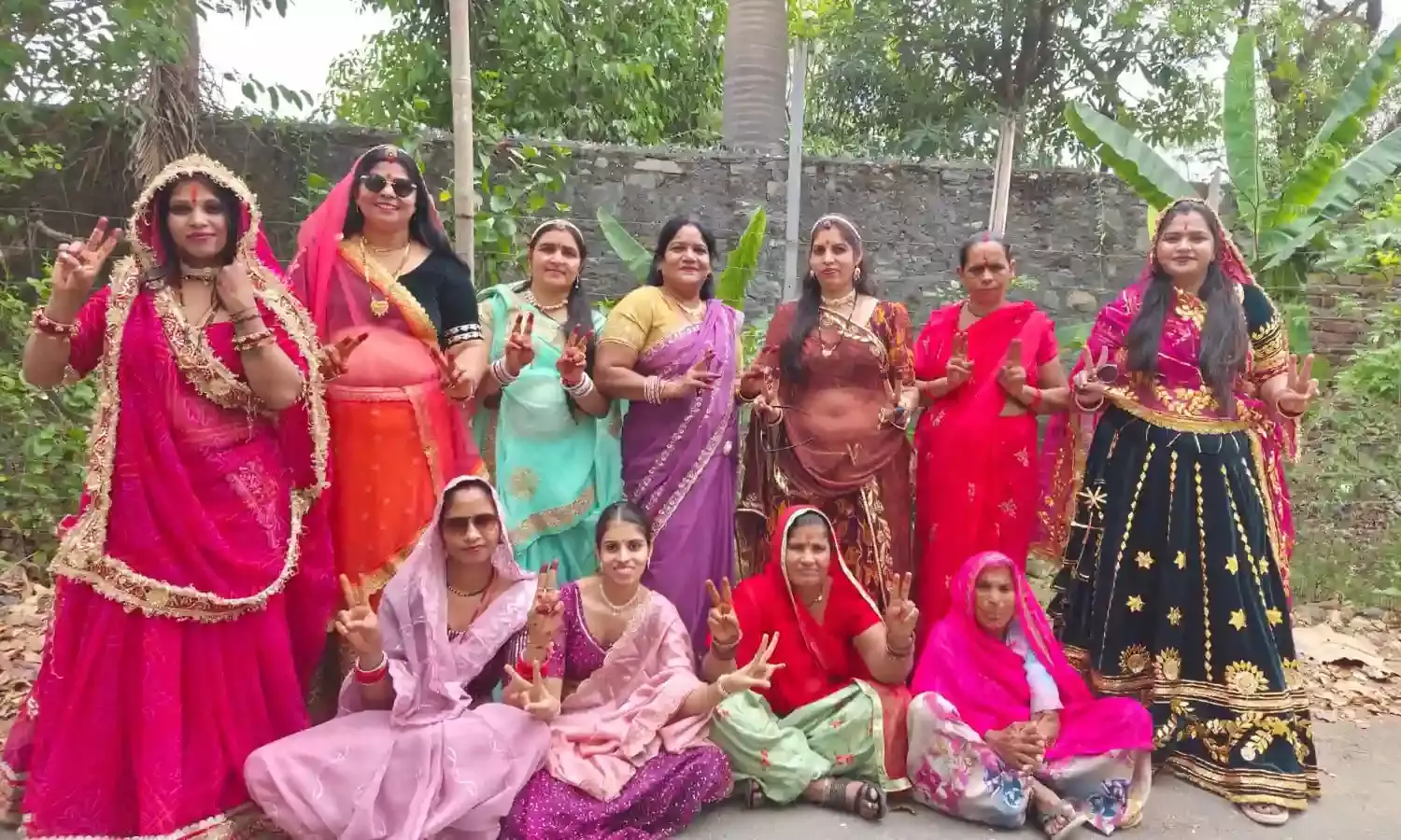 महिला मंडल ने धूमधाम से मनाया गणगौर का त्योहार