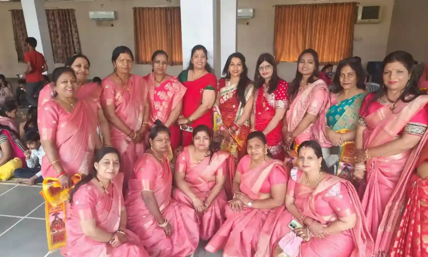 अग्र सखी मंडल द्वारा गणगौर का सामूहिक उद्यापन* अग्र सखी मंडल द्वारा गणगौर का सामूहिक उद्यापन*