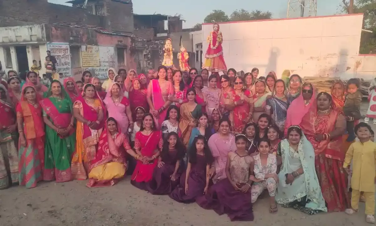 आकोला में गणगौर का त्यौहार मनाया,महिलाओं की पूजा अर्चना व निकाली शोभायात्रा