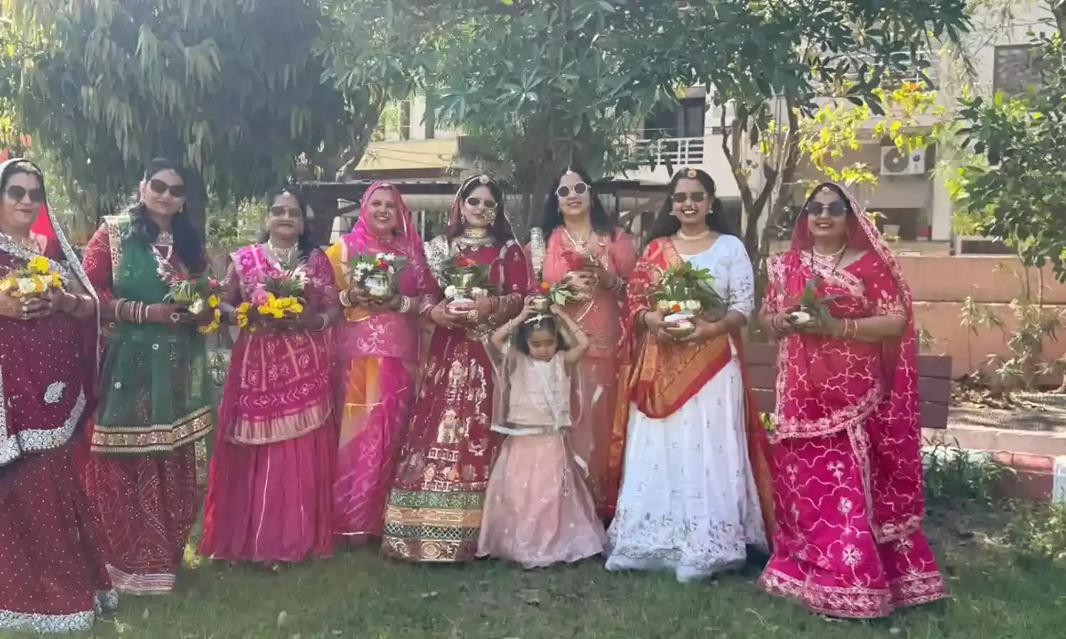 आरसी व्यास सेक्टर 9 में गणगौर की धूम, महिलाओं ने निकाली सवारी आरसी व्यास सेक्टर 9 में गणगौर की धूम, महिलाओं ने निकाली सवारी