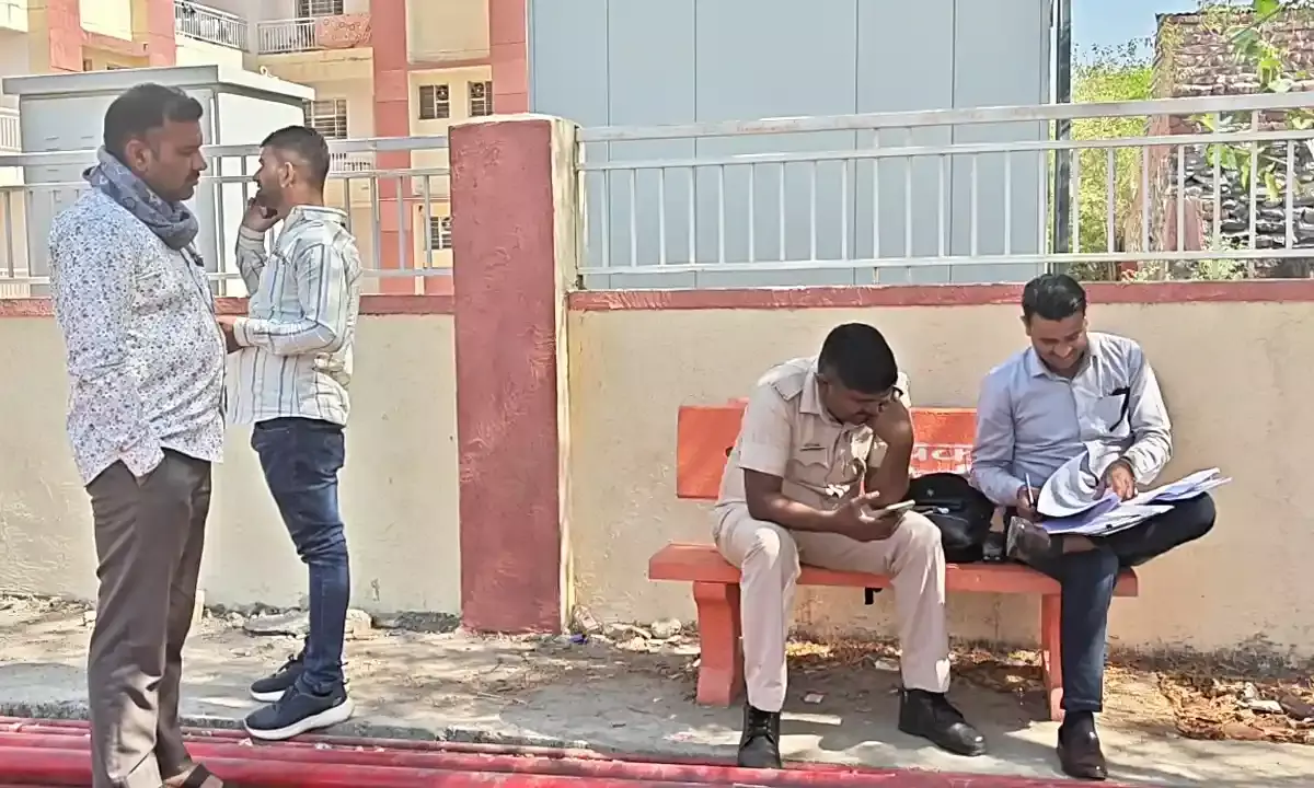 भीलवाड़ा: ट्रेन हादसे में जान गंवाने वाले व्यक्ति की हुई पहचान भीलवाड़ा: ट्रेन हादसे में जान गंवाने वाले व्यक्ति की हुई पहचान