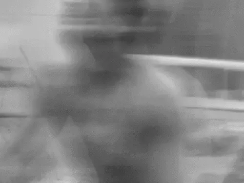 चार्जिंग मोबाइल के पास रखी पेट्रोल की बोतल में विस्फोट, खाना खा रहा युवक 60% झुलसा