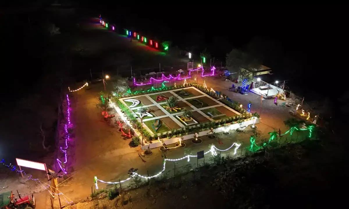 चैत्र नवरात्र में दर्शन को उमड़ा श्रद्धालुओं का सैलाब चैत्र नवरात्र में दर्शन को उमड़ा श्रद्धालुओं का सैलाब