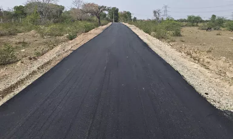 चीड़ खेड़ा सड़क का डामरीकरण कार्य हुआ पूर्ण, ग्रामीणों को मिली बड़ी राहत चीड़ खेड़ा सड़क का डामरीकरण कार्य हुआ पूर्ण, ग्रामीणों को मिली बड़ी राहत