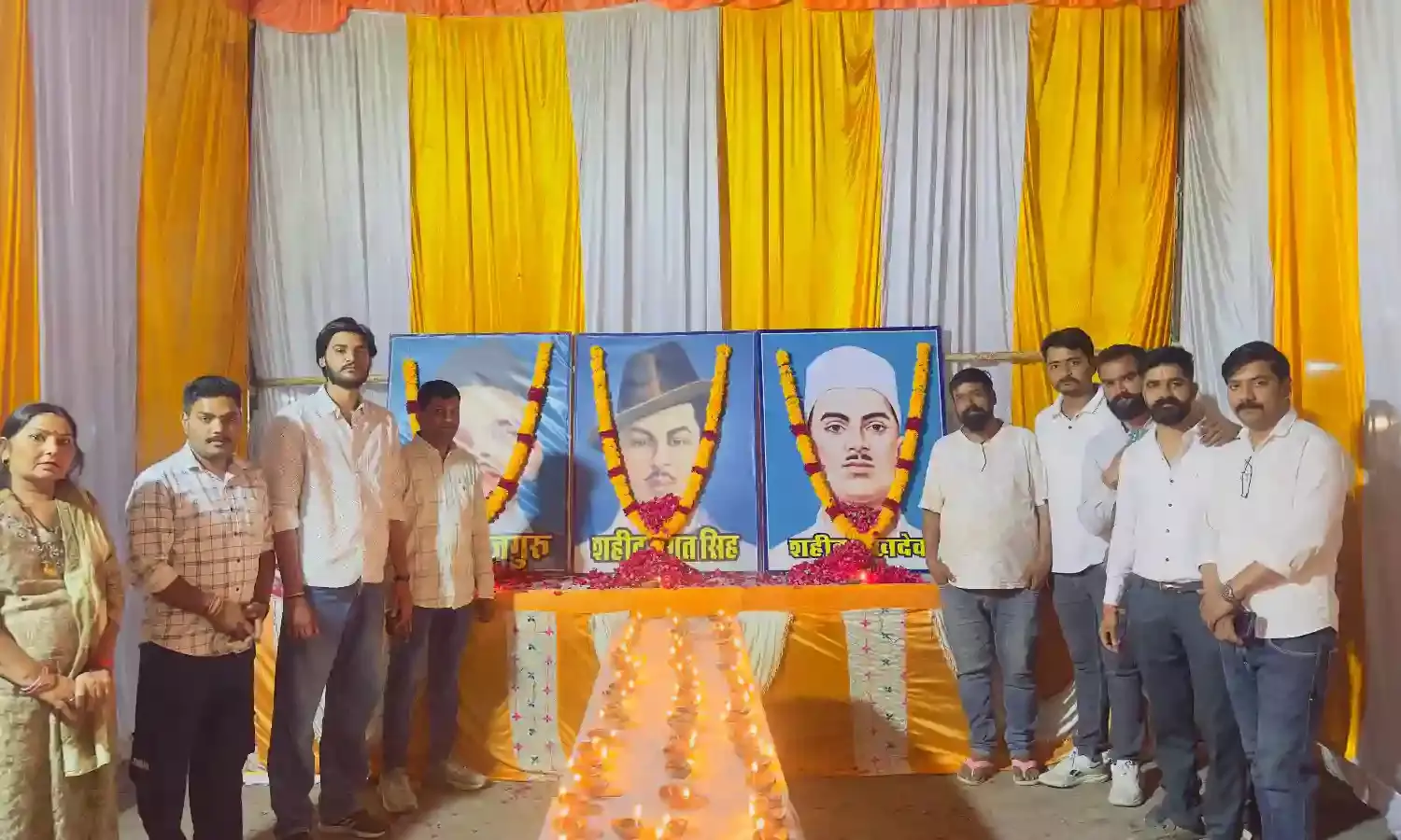 शहीद सुखदेव, भगत सिंह, राजगुरु को रायपुर में दी श्रद्धांजलि