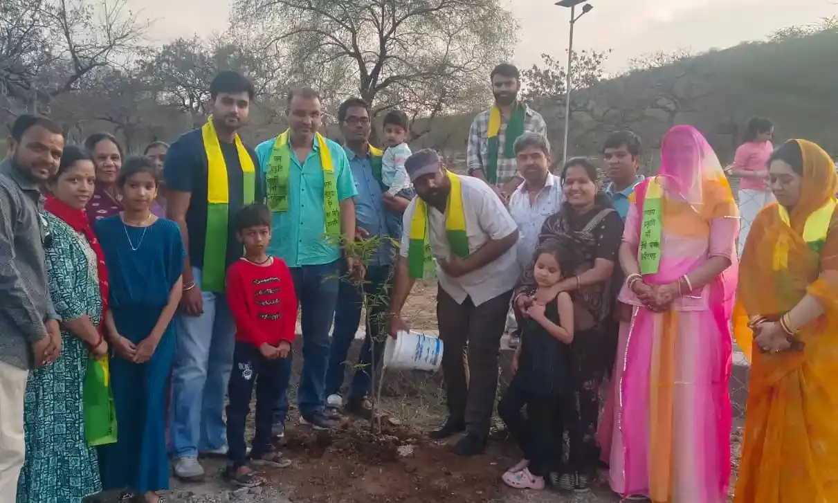 लव कुश वाटिका में ‘एक पेड़ मां के नाम’ अभियान की शुरुआत, स्मृति पौधारोपण सुविधा शुरू