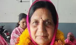 कमला देवी बनीं अध्यक्ष