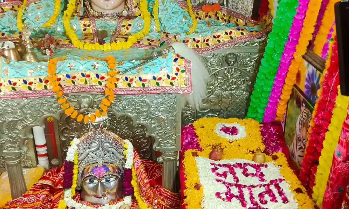 आजादनगर स्थित माँ दधिमथी मंदिर में चैत्र नवरात्रि की धूम: अनुष्ठान और भक्ति का संगम