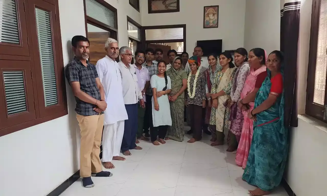 आमल्दा में होनहार विद्यार्थीयो का सम्मान