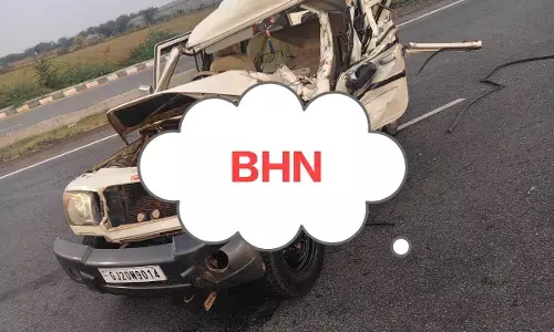 बेटी के कैंसर के इलाज की उम्मीद लेकर निकले थे, मौत ने रास्ते में ही दी दस्तक, पिता की मौत, छह घायल