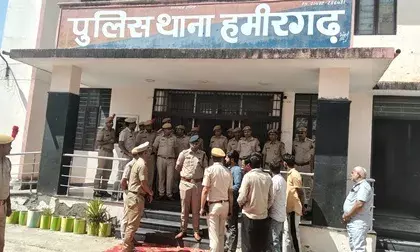 एसपी धर्मेंद्र सिंह ने किया हमीरगढ़ थाने का वार्षिक निरीक्षण, अपराधियों के खिलाफ सख्त कार्रवाई के निर्देश एसपी धर्मेंद्र सिंह ने किया हमीरगढ़ थाने का वार्षिक निरीक्षण, अपराधियों के खिलाफ सख्त कार्रवाई के निर्देश