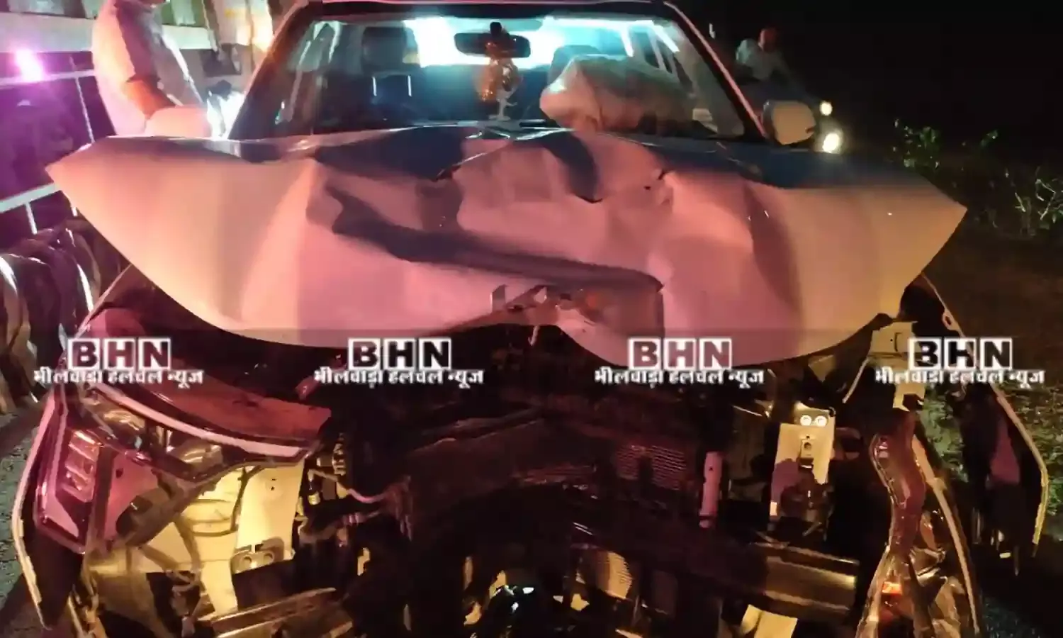 कार व बाइक में आमने-सामने की टक्कर, बाइक सवार गंभीर घायल कार व बाइक में आमने-सामने की टक्कर, बाइक सवार गंभीर घायल