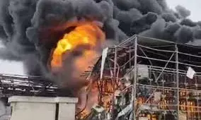 मध्य पूर्व में तनाव: ईरान का इजराइली केमिकल प्लांट पर मिसाइल हमला, जहरीली गैस के रिसाव का खतरा मध्य पूर्व में तनाव: ईरान का इजराइली केमिकल प्लांट पर मिसाइल हमला, जहरीली गैस के रिसाव का खतरा