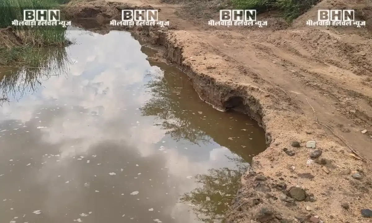 अवैध बजरी खनन से श्मशान घाट और खेतों का रास्ता क्षतिग्रस्त, ग्रामीणों ने दी आंदोलन की चेतावनी