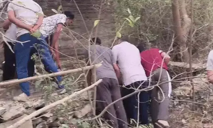 कुएं में गिरने से 19 वर्षीय युवती की मौत