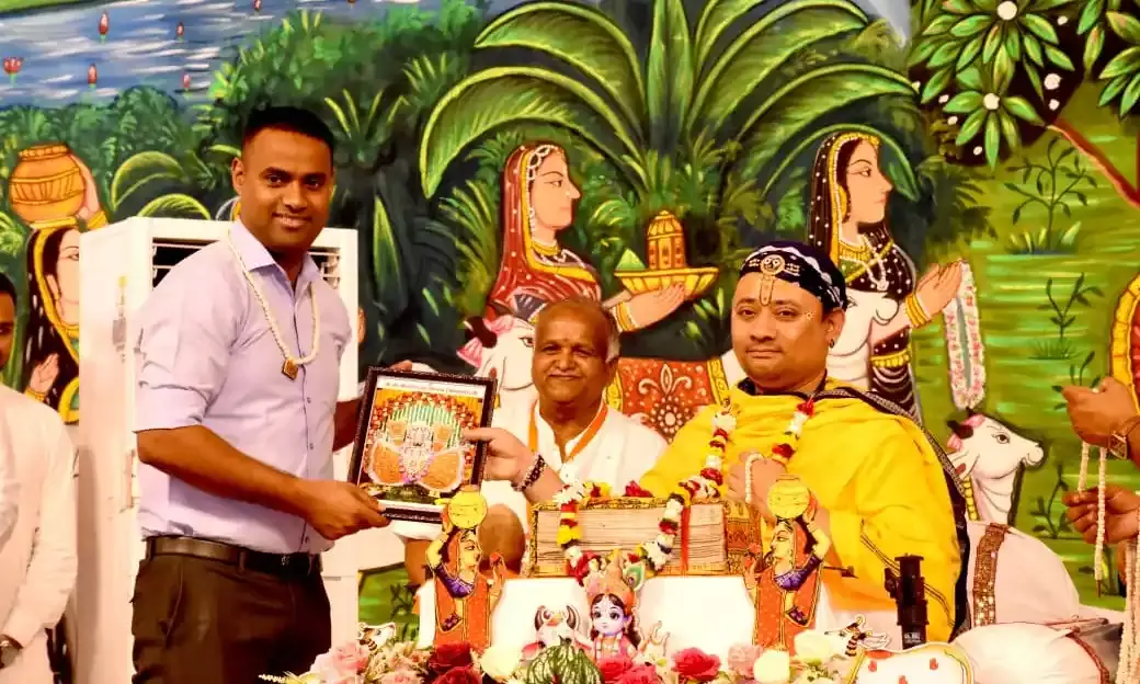 जीवन की नीरसता ही डिप्रेशन है, भागवत की रसधार से ही मिटेगा मानसिक अवसाद: गौवत्स राधाकृष्ण महाराज