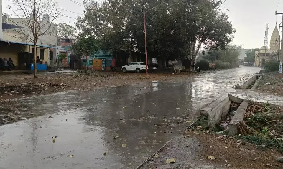 बनेड़ा: दूसरे दिन भी आफत की बारिश और ओलावृष्टि, किसान बेहाल; बोले- राम और राज दोनों रूठे