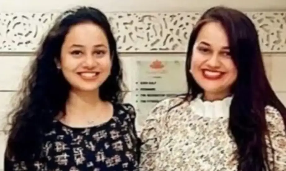 राजस्थान में प्रशासनिक महासर्जरी: देर रात 65 IAS अफसरों के तबादले, 25 जिलों के कलेक्टर बदले राजस्थान में प्रशासनिक महासर्जरी: देर रात 65 IAS अफसरों के तबादले, 25 जिलों के कलेक्टर बदले