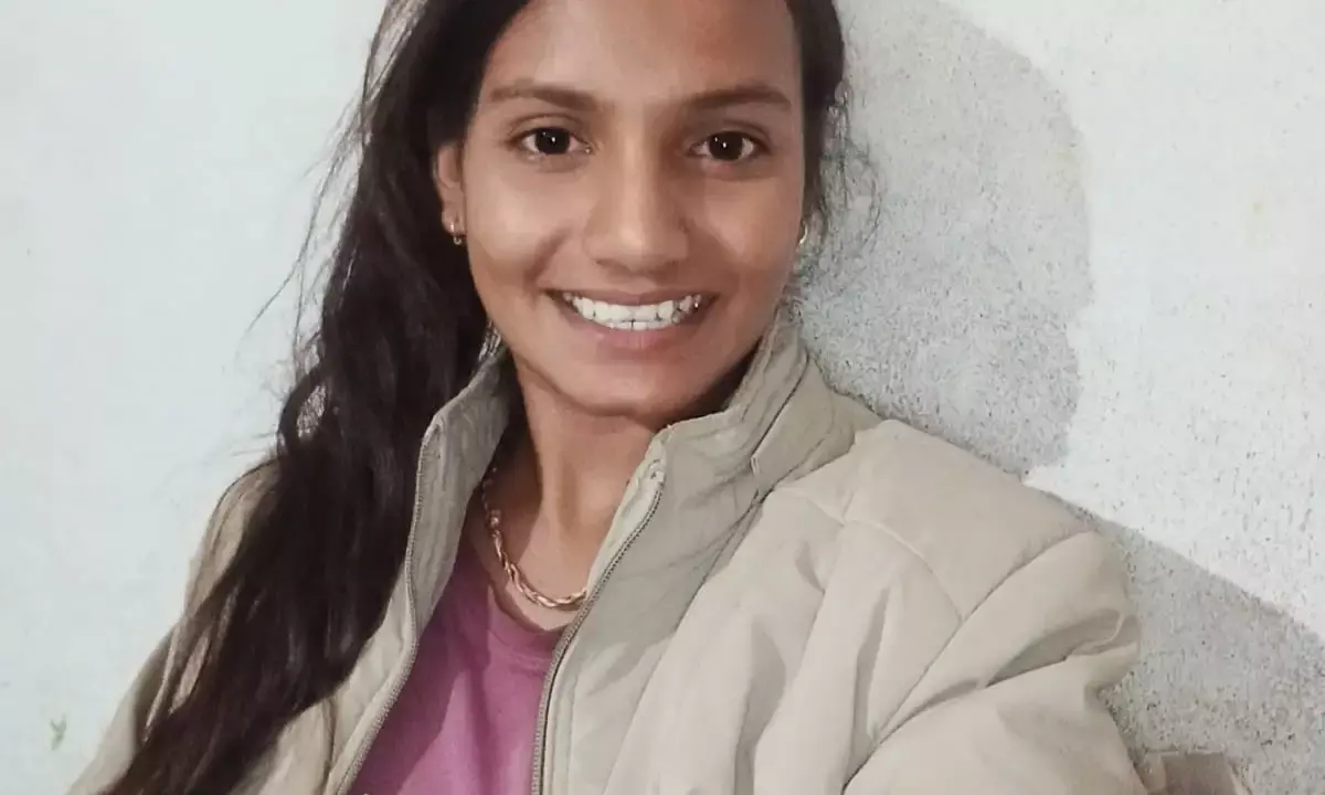 आटूण की होनहार बेटी अंजली ने 12वीं कला वर्ग में 97.20% अंक हासिल कर बढ़ाया मान आटूण की होनहार बेटी अंजली ने 12वीं कला वर्ग में 97.20% अंक हासिल कर बढ़ाया मान